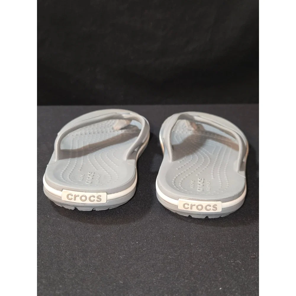 Crocs‎ Kids Gray Flip Flops Sandals Beach Pool Lightweight Size 9C